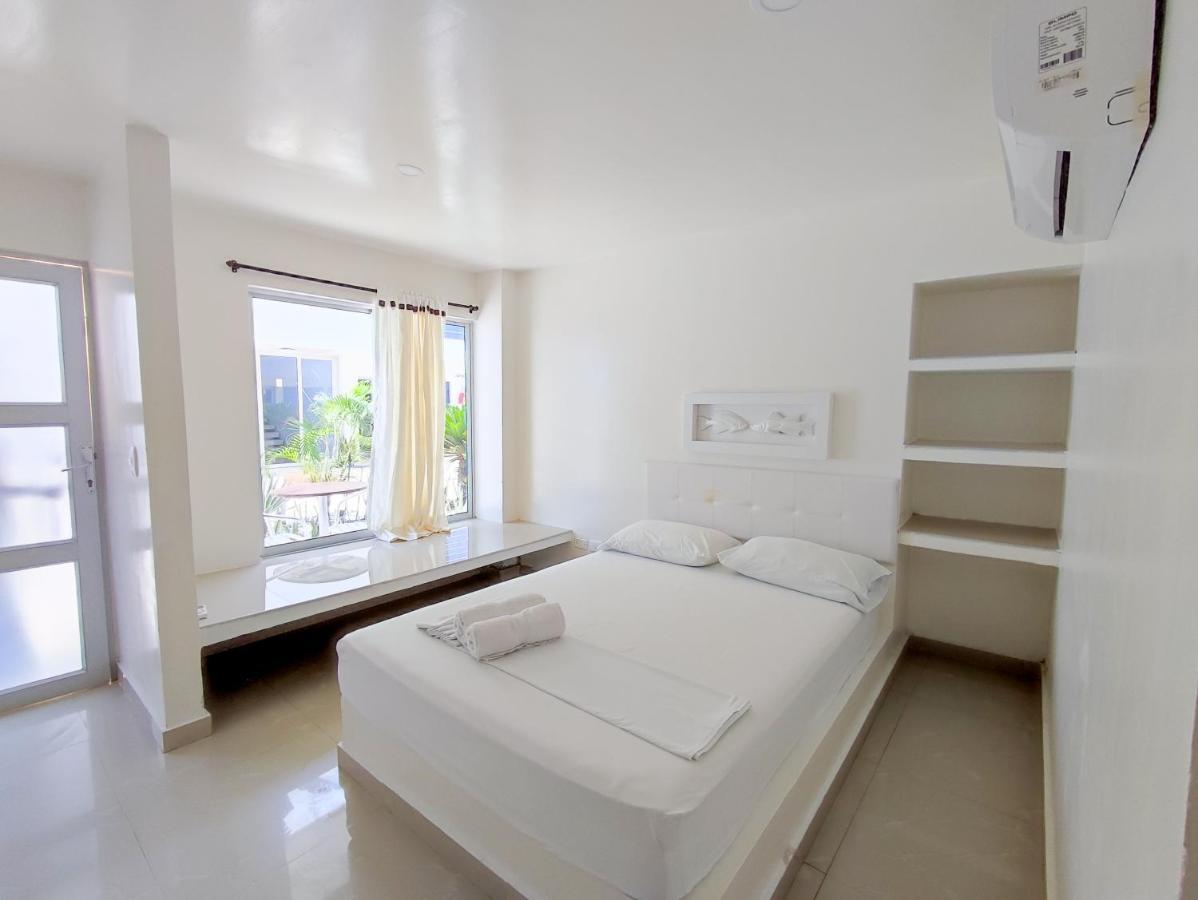 Hotel Portoalegre Ковеньяс Экстерьер фото