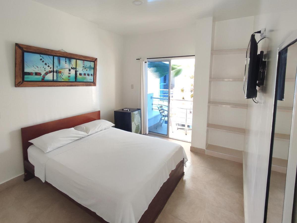 Hotel Portoalegre Ковеньяс Экстерьер фото