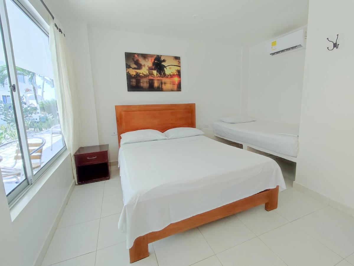 Hotel Portoalegre Ковеньяс Экстерьер фото