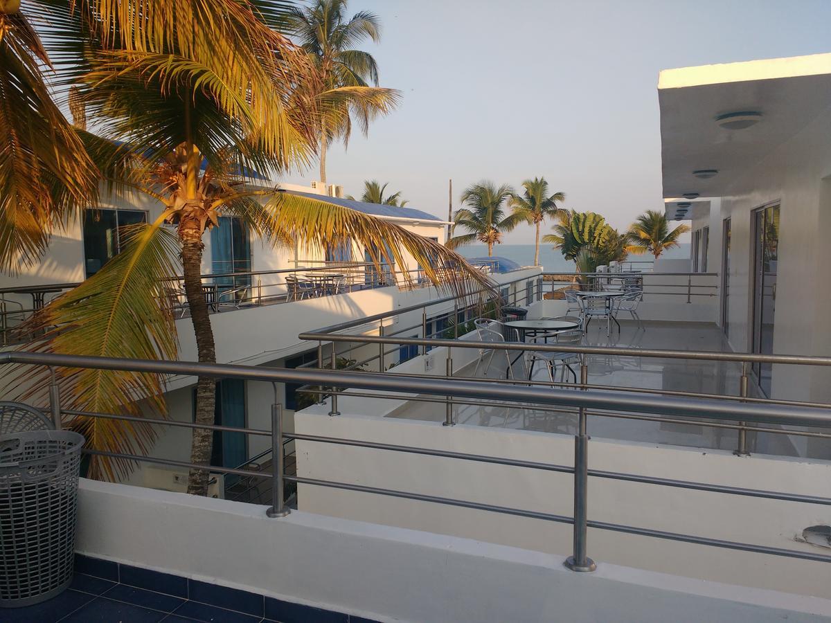 Hotel Portoalegre Ковеньяс Экстерьер фото